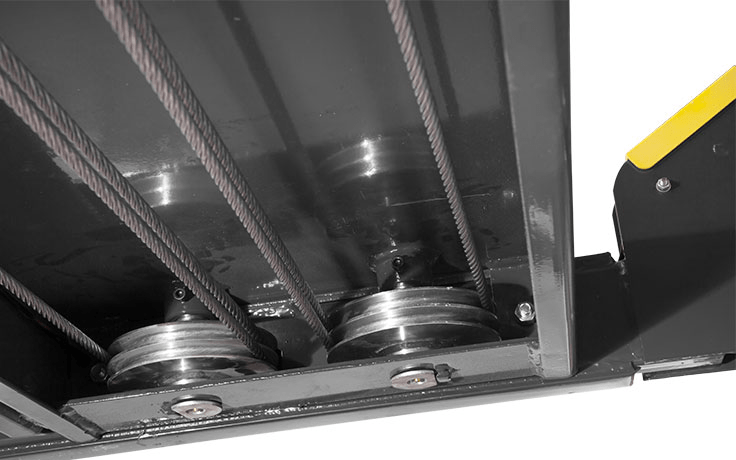 HD-9 (5175861) 9,000-lb. Capacity / Four-Post Lift / Standard Width - Image 3